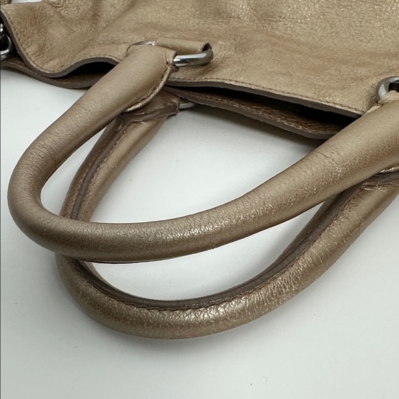 💯Authentic Prada Leather Tote Bag🍀 - Picture 10 of 17